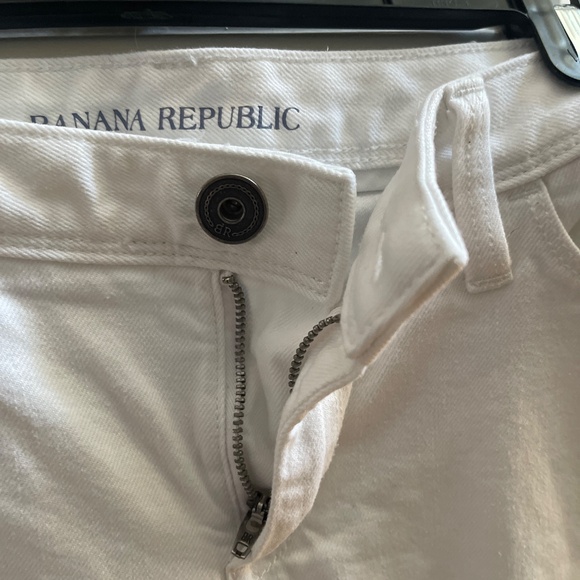Banana Republic mid rise white denim skinny jeans - Picture 3 of 4